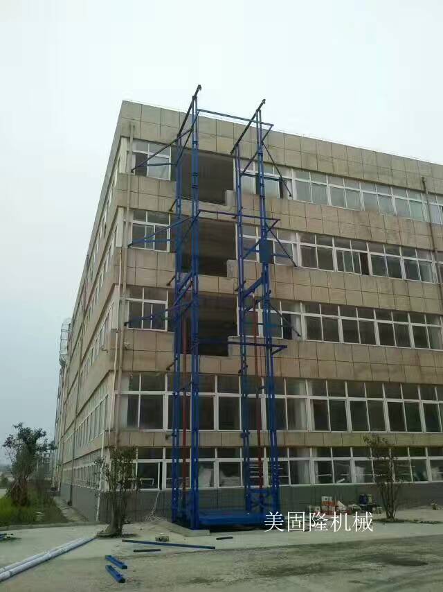 贵州室外双臂导轨式升降机厂家