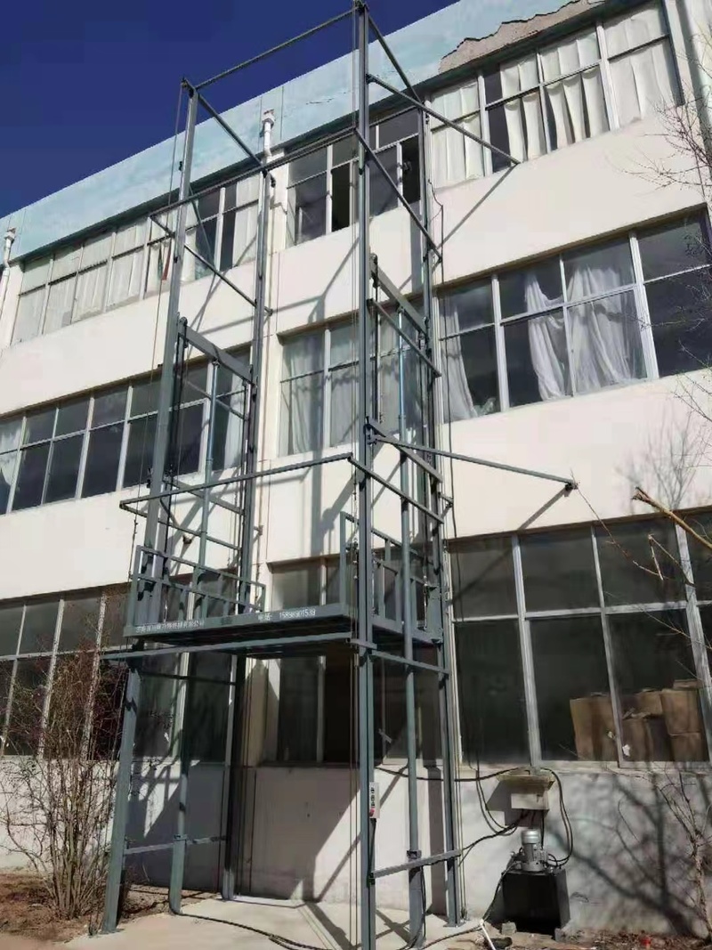 贵州室外贴墙货梯